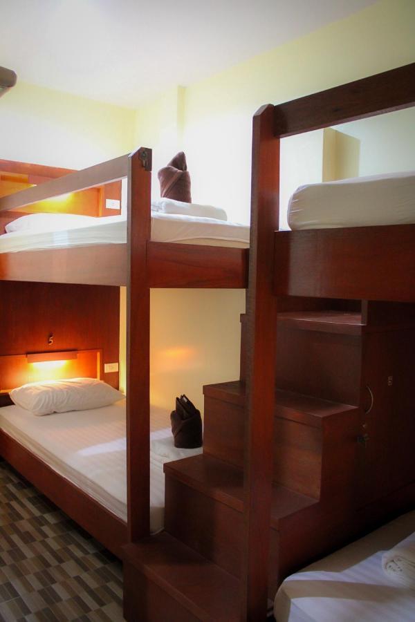 Phangan Barsay Hostel Thong Sala Esterno foto
