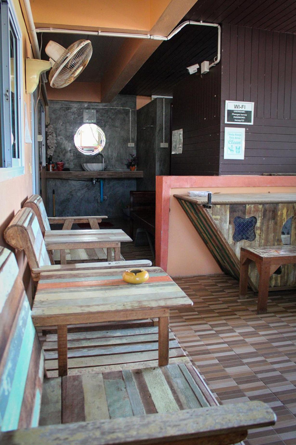 Phangan Barsay Hostel Thong Sala Esterno foto